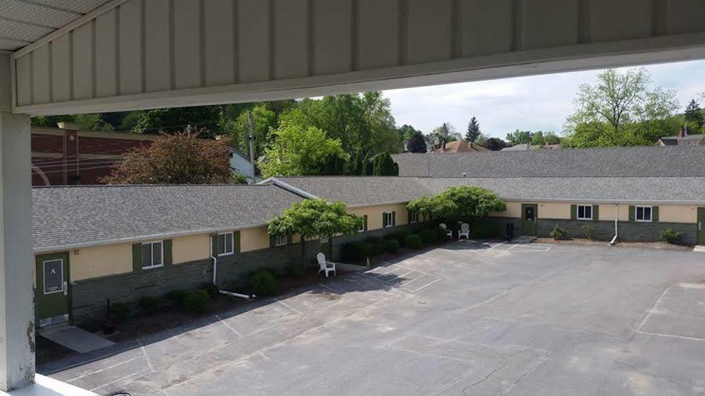 Canyon Motel Wellsboro Exterior photo
